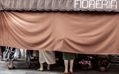 Lonas en Madrid | Materiales de Calidad para tu Toldo